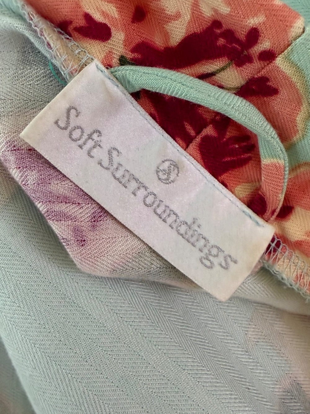 Soft Surroundings Floral Kimono Belted Robe Wide Sleeve One Size - Picture 8 of 8